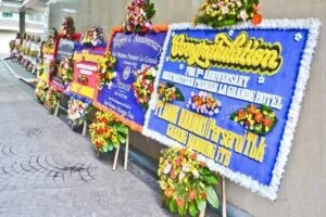 bunga papan ucapan selamat