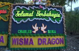 Papan Bunga Selamat Bahagia